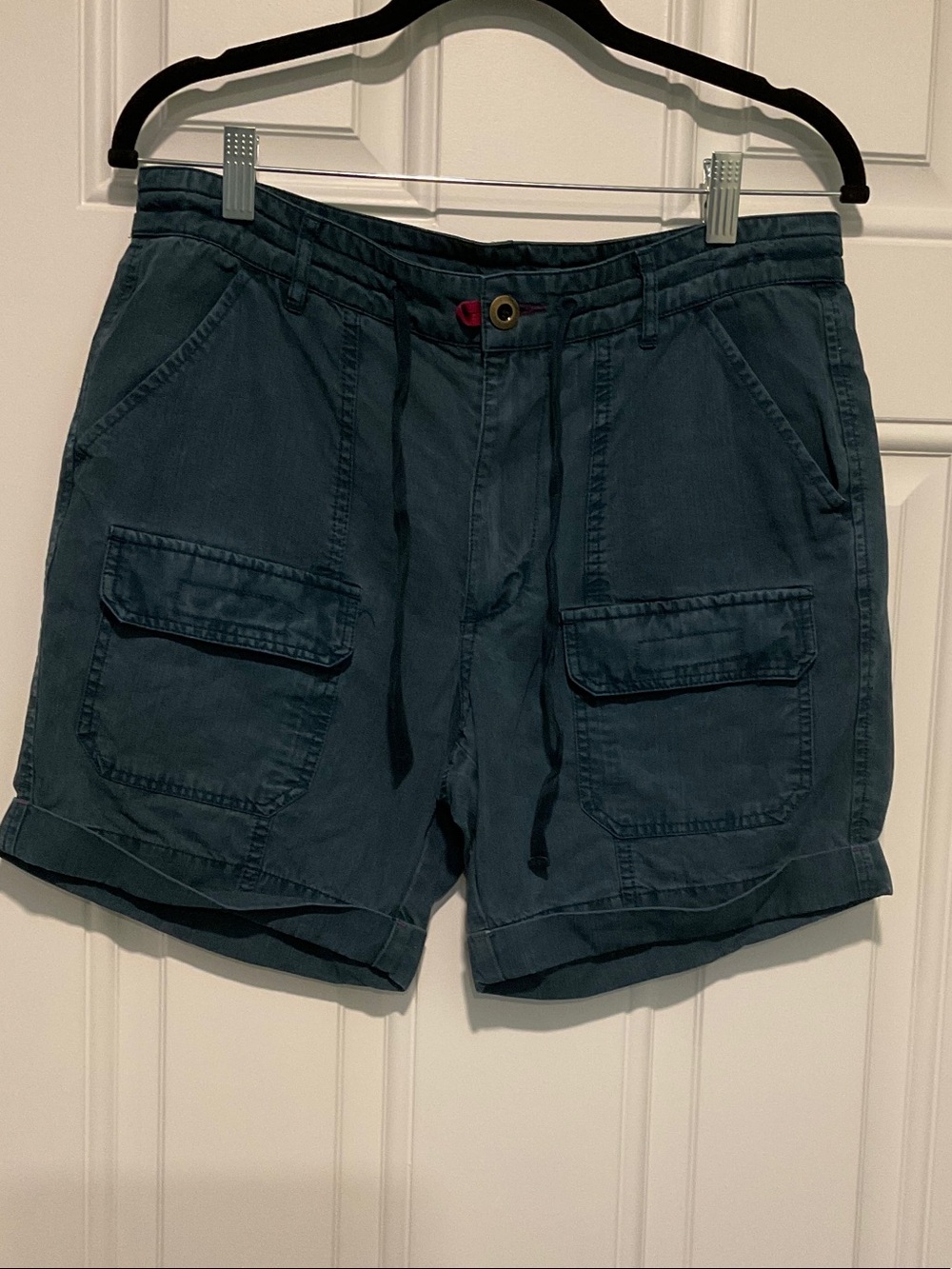 Sundance Women's Cargo Shorts in Dark Teal